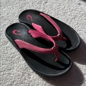 OluKai Girls 2/3 Pink Kulapa Kai Summer Sandals Flip Flop